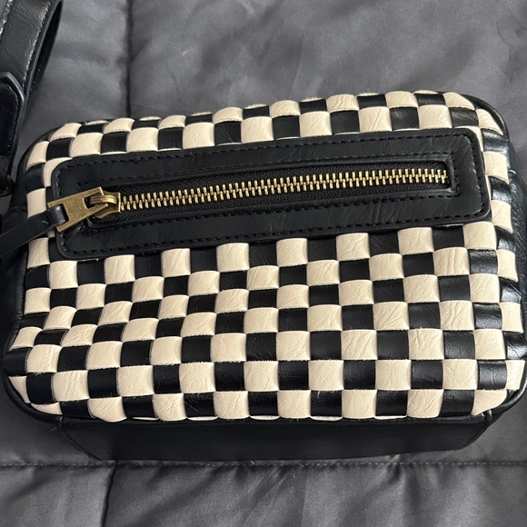 Universal Thread Handbags - Universal Thread Black and Cream Checkered Crossbody Bag
